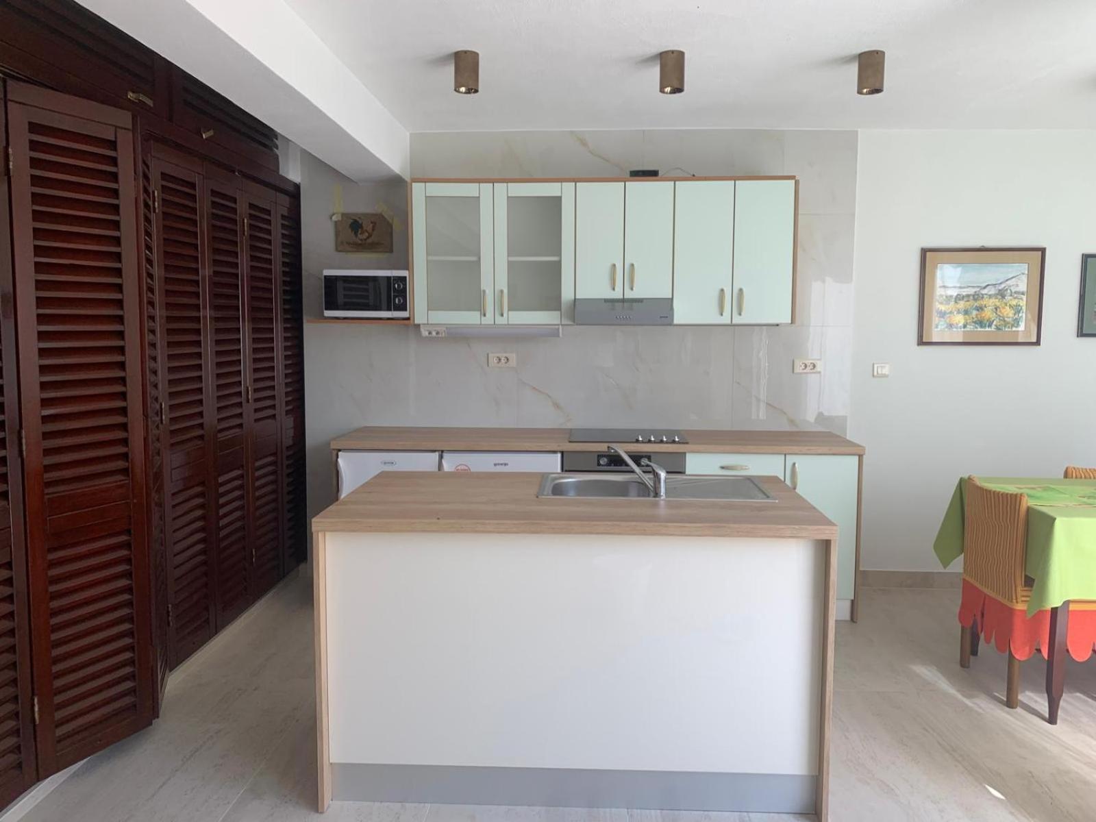 Rozita Seaside Relax Apartments Подгора Екстериор снимка